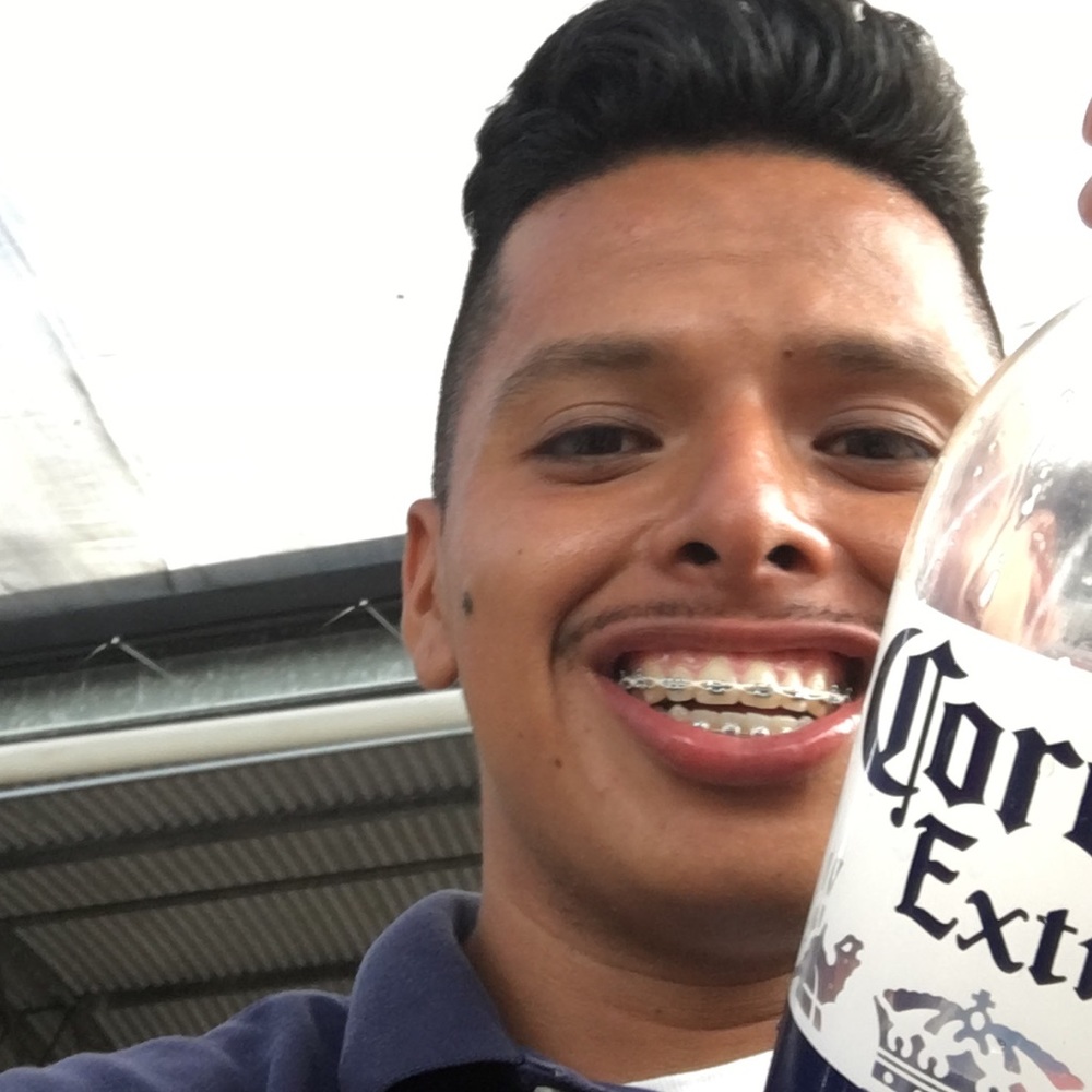 Meet your Posher, Luis